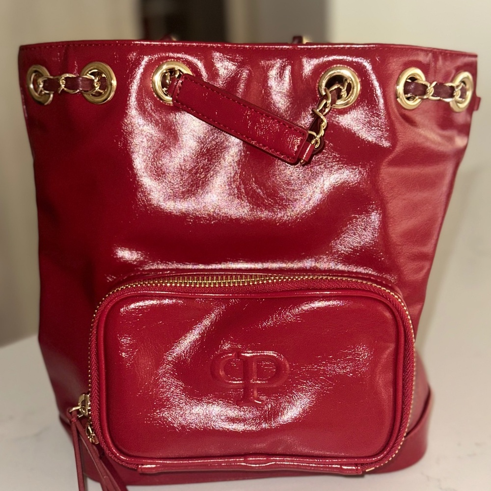 NEW - Two Way Chain Bucket Bag